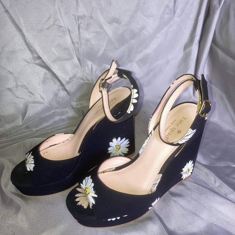 Kate Spade Daisy wedges